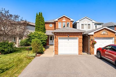 5 Teddington Cres, House other with 3 bedrooms, 4 bathrooms and 3 parking in Whitby ON | Image 1