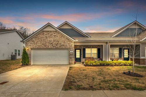 942 Millstream Dr, Nashville, TN, 37218-8801 | Card Image