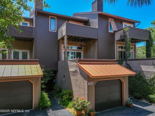 2058 Beach Ave, Atlantic Beach, FL, 32233-5935 | Card Image