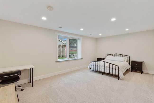 Lower level bedroom suite | Image 33