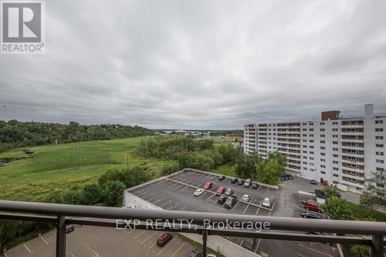 Residential Lease in Sudbury Remote Area