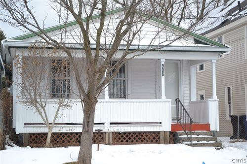 906 Park St, Syracuse, NY, 13208-2726 | Card Image