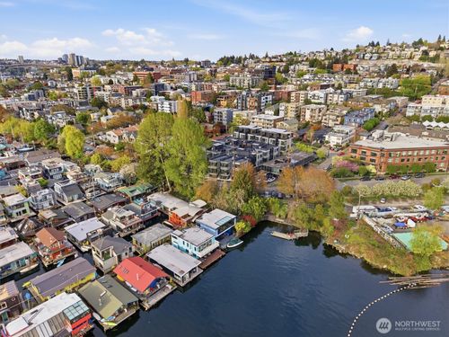 a-2010 Fairview Ave E, Seattle, WA, 98102-6393 | Card Image