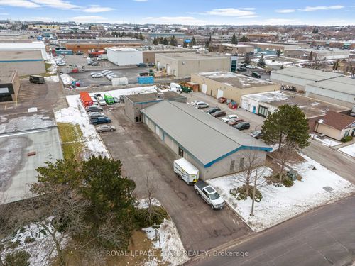 {{alt}} | Card Image