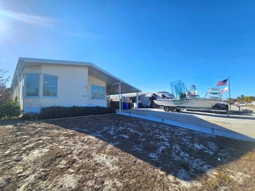 8110 Se Eagle Ave, Hobe Sound, FL, 33455-4566 | Card Image