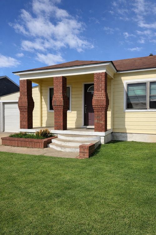 3503 June Dr, Dallas, TX, 75211-8512 | Card Image