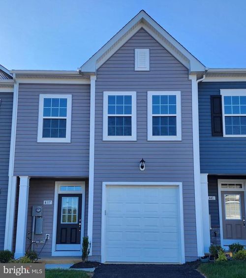 437 Hillsdale Pl, MARTINSBURG, WV, 25403-1834 | Card Image