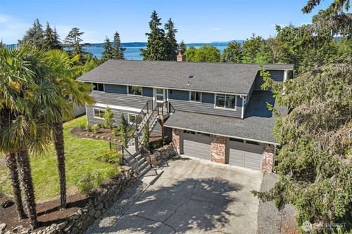 9100 Olympic View Drive, Edmonds, WA, 98026 | Card Image