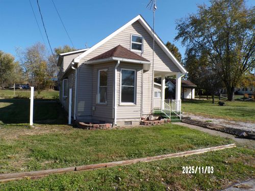 7879 N County Road 475 E, Orleans, IN, 47452-9693 | Card Image