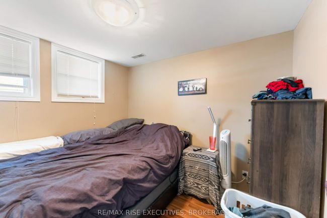 999 Portsmouth Ave, Home with 6 bedrooms, 3 bathrooms and 4 parking in Kingston ON | Image 8