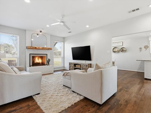 9105 Bryson Dr, Dallas, TX, 75238-2967 | Card Image
