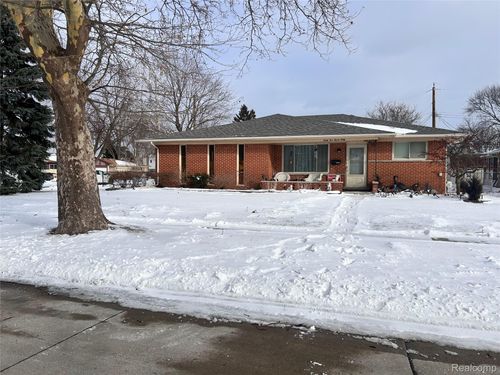 35760 Alta Vista Dr, Sterling Heights, MI, 48312-4408 | Card Image