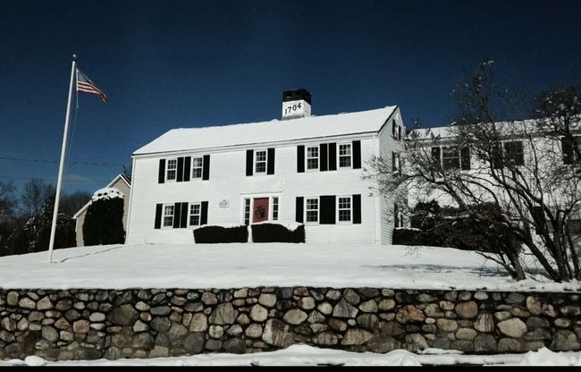 1 - 2 Franconia Ave, Condo with 4 bedrooms, 3 bathrooms and 4 parking in Natick MA | Image 4
