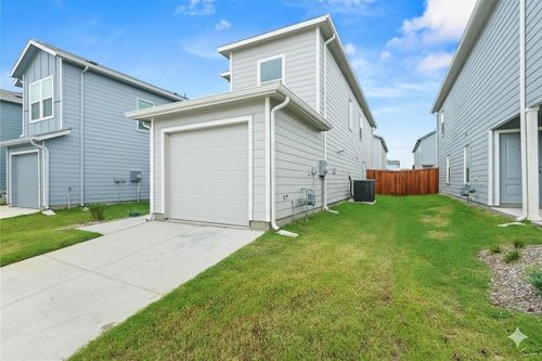 12176 Steeplechase Dr, Providence Village, TX, 76227-6166 | Card Image