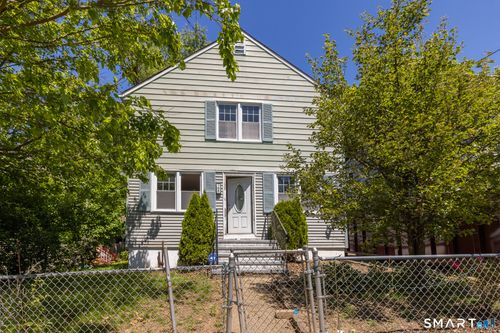 166 Earl Ave, Bridgeport, CT, 06606-3901 | Card Image