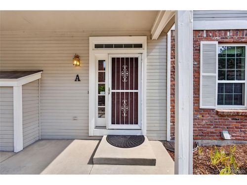 a-2906 W Long Cir, Littleton, CO, 80120-8115 | Card Image