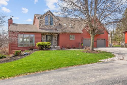 N9556 State Road 67, Elkhart Lake, WI, 53020-1549 | Card Image