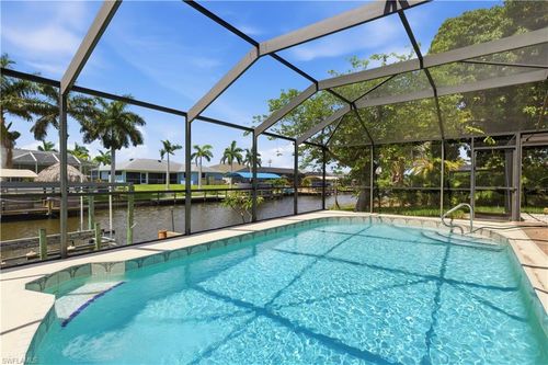 624 Mohawk Pkwy, Cape Coral, FL, 33914-5899 | Card Image
