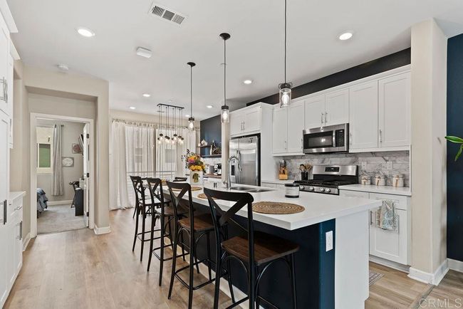 UNIT-4 - 1840 Mint Ter, Condo with 3 bedrooms, 4 bathrooms and 2 parking in Chula Vista CA | Image 10