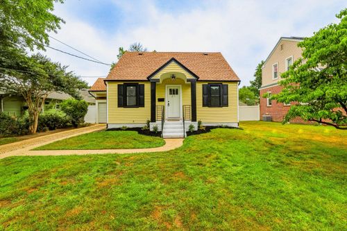 21 Cedar Ave, Westville, NJ, 08093-1410 | Card Image