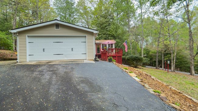 141 Rocky Cir, Home with 3 bedrooms, 2 bathrooms and 2 parking in Blairsville GA | Image 31