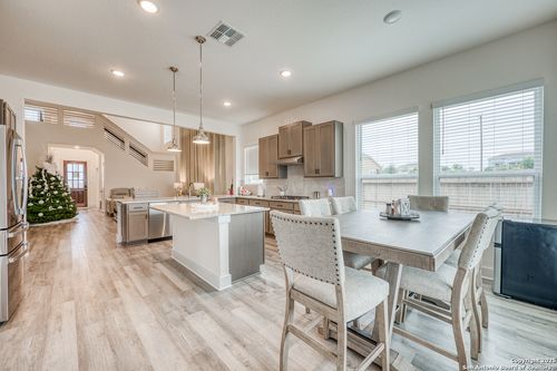 216 Buttercup Aly, San Antonio, TX, 78253-7198 | Card Image