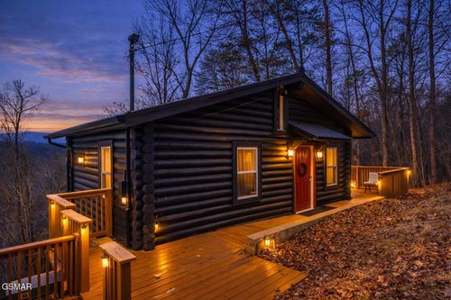 1065 Shell Mountain Rd, Sevierville, TN, 37876-6456 | Card Image