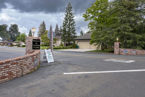 3063 Boeing Rd, Cameron Park, CA, 95682-9209 | Card Image