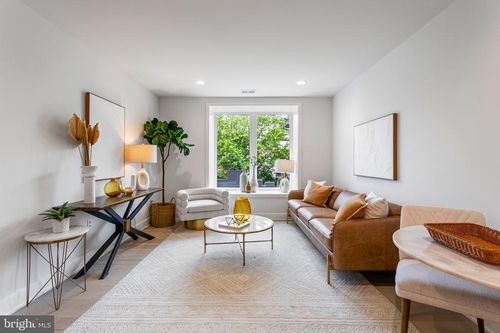 apt-8-845 19th St Ne, WASHINGTON, DC, 20002-4071 | Card Image