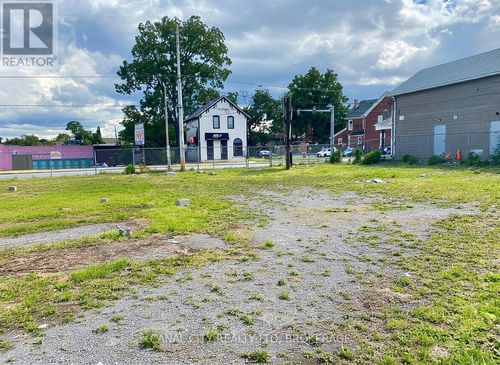 47 Niagara St, Saint Catharines, ON, L2R4K8 | Card Image