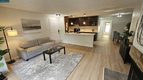3764 Via Verdi, Richmond, CA, 94803-2791 | Card Image