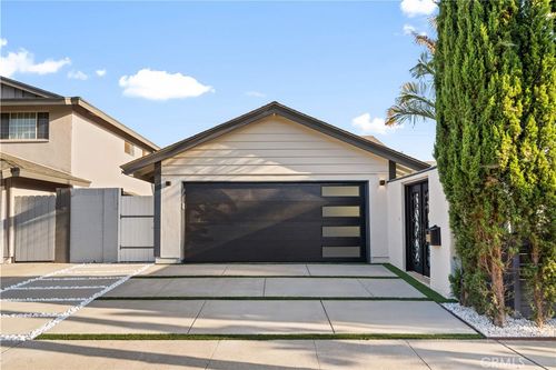 553 Sturgeon Dr, Costa Mesa, CA, 92626 | Card Image
