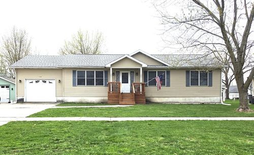 718 Nw 3rd St, Eagle Grove, IA, 50533-1012 | Card Image