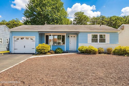 16 Piermont Rd, Toms River, NJ, 08757-6366 | Card Image
