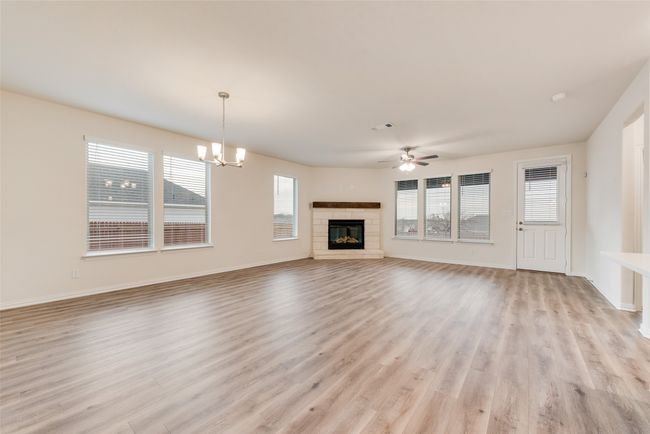 1405 Cedar Trl, House other with 4 bedrooms, 4 bathrooms and null parking in Azle TX | Image 15