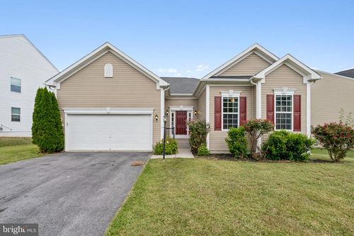 150 Merlot Dr, STEPHENSON, VA, 22656-2232 | Card Image
