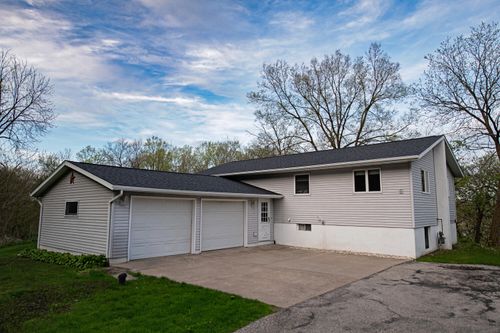 16208 Denzer Rd, Minnesota City, MN, 55959-4060 | Card Image