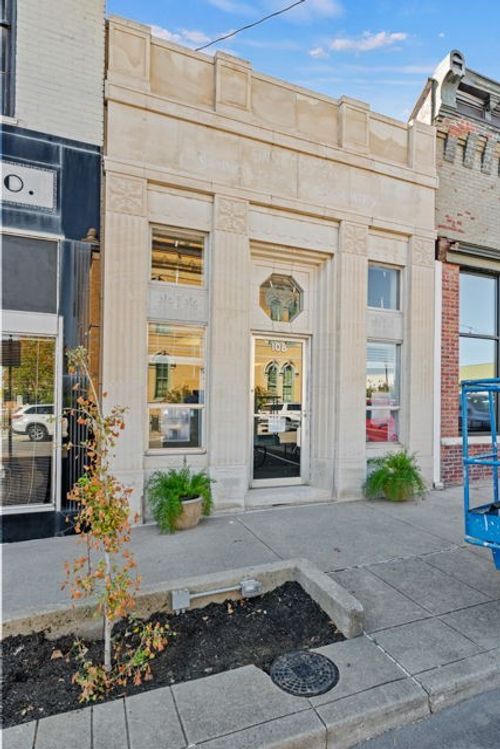 108 6th Ave W, Springfield, TN, 37172-2405 | Card Image