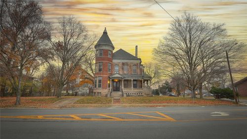 314 W Decatur St, Decatur, IL, 62522-3319 | Card Image