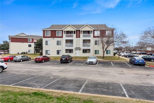 301-515 Southwest Pkwy, College Station, TX, 77840-7129 | Card Image