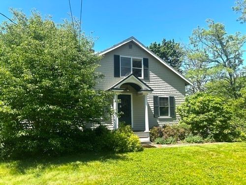 120 Charles River St, Needham, MA, 02492-1472 | Card Image