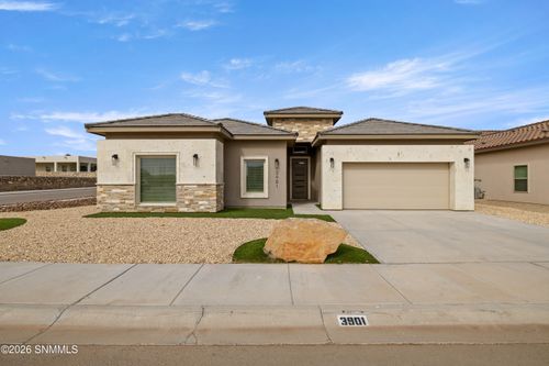 3901 Heartland Loop, Las Cruces, NM, 88012-8060 | Card Image