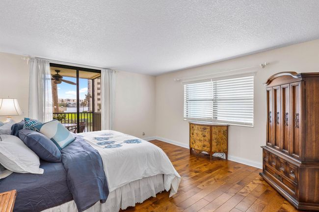APT-205 - 19800 Sandpointe Bay Dr, Condo with 2 bedrooms, 3 bathrooms and null parking in Tequesta FL | Image 22