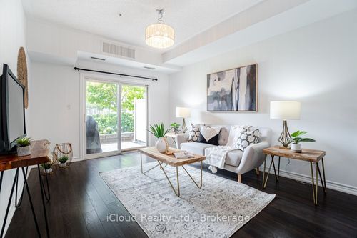 114-570 Lolita Gdns, Mississauga, ON, L5A0A1 | Card Image