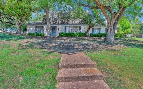 1133 Forest Grove Dr, Woodway, TX, 76712-2308 | Card Image