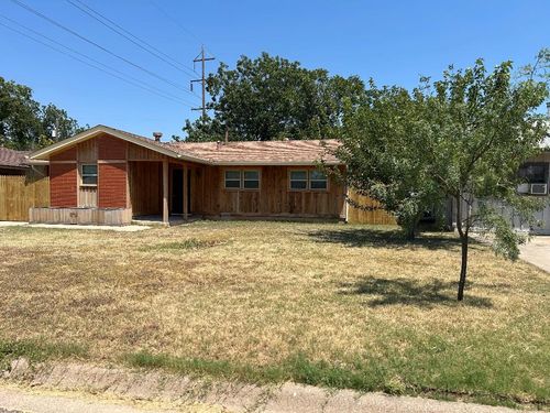 2818 Bennett Dr, Abilene, TX, 79605-6746 | Card Image