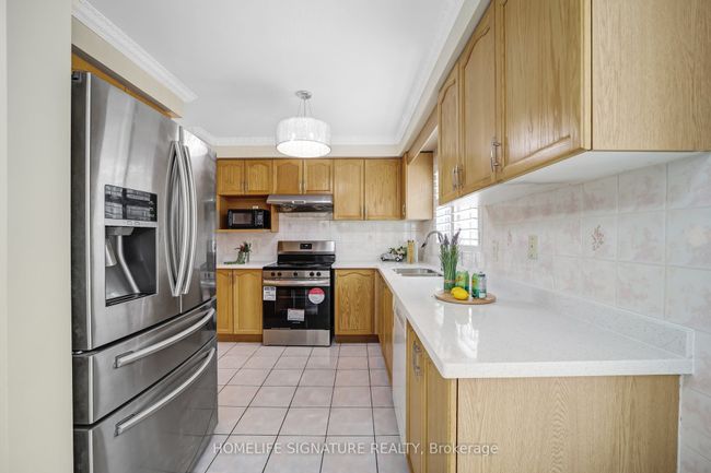 50 Marbleseed Cres, House other with 6 bedrooms, 4 bathrooms and 4 parking in Brampton ON | Image 13