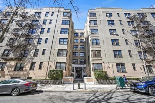 4-a-2685 Creston Ave, Bronx, NY, 10468-3639 | Card Image