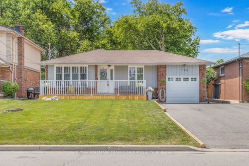 756 Hillcrest Rd, Pickering, ON, L1W2P4 | Card Image