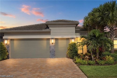 11871 Gardenia Ave, NAPLES, FL, 34120-3889 | Card Image